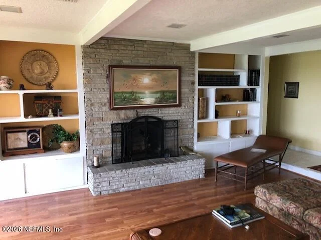 Photo of 97098 PIRATES POINT Road