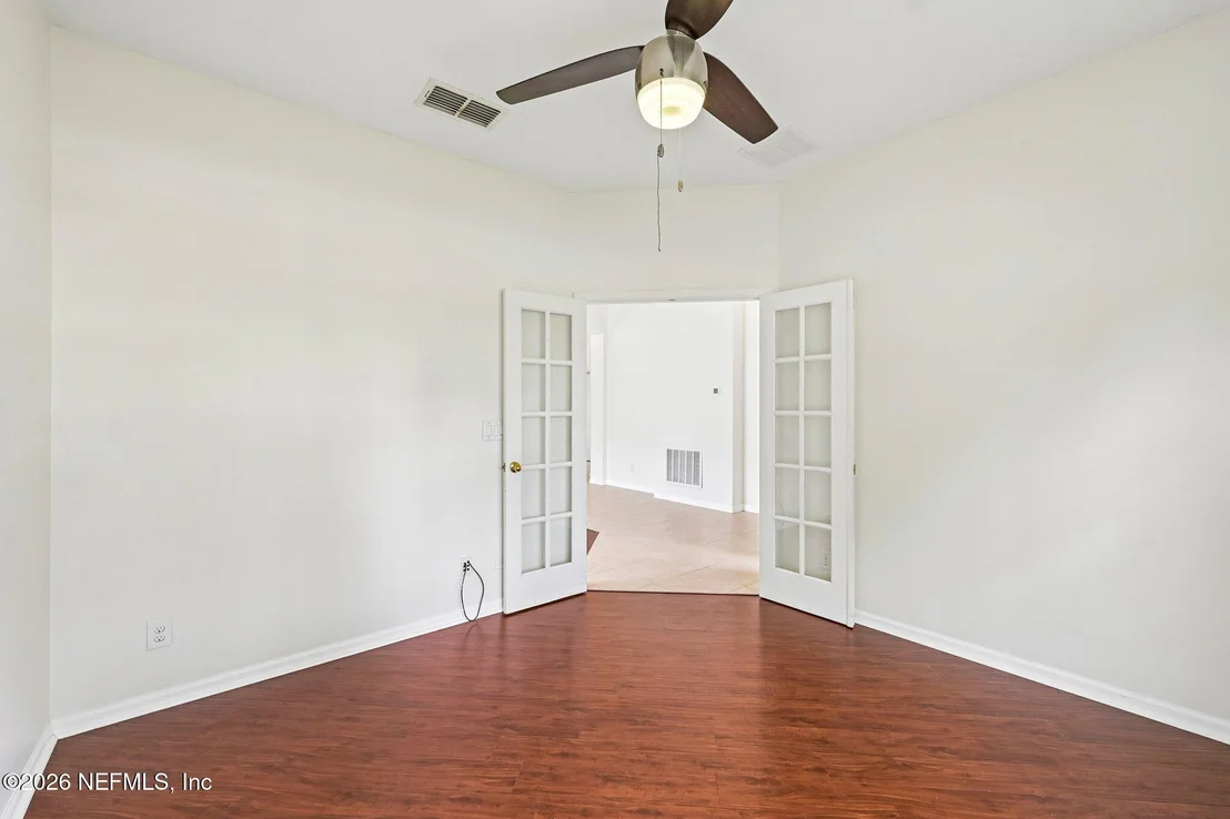 Photo of 131 CORNWALL Drive
