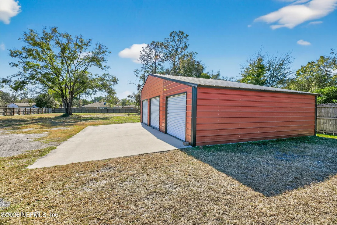 Photo of 8294 COLLINS Road