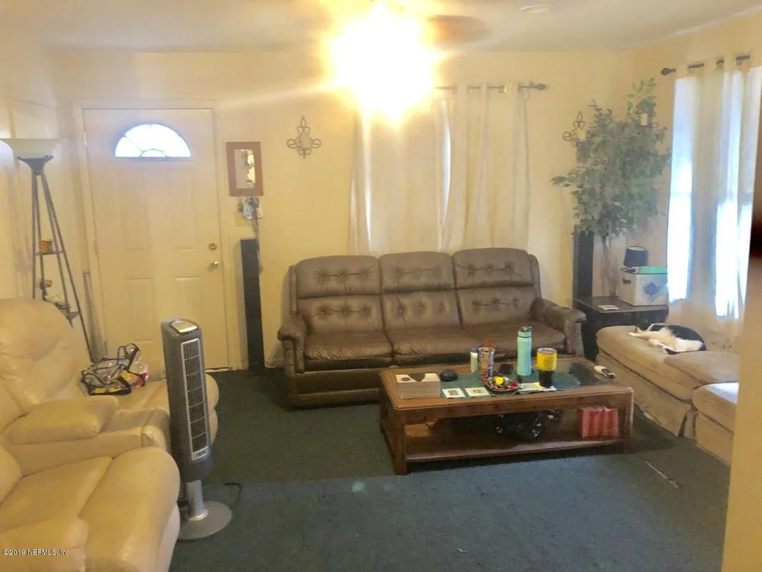 Photo of 7661 VALE Drive