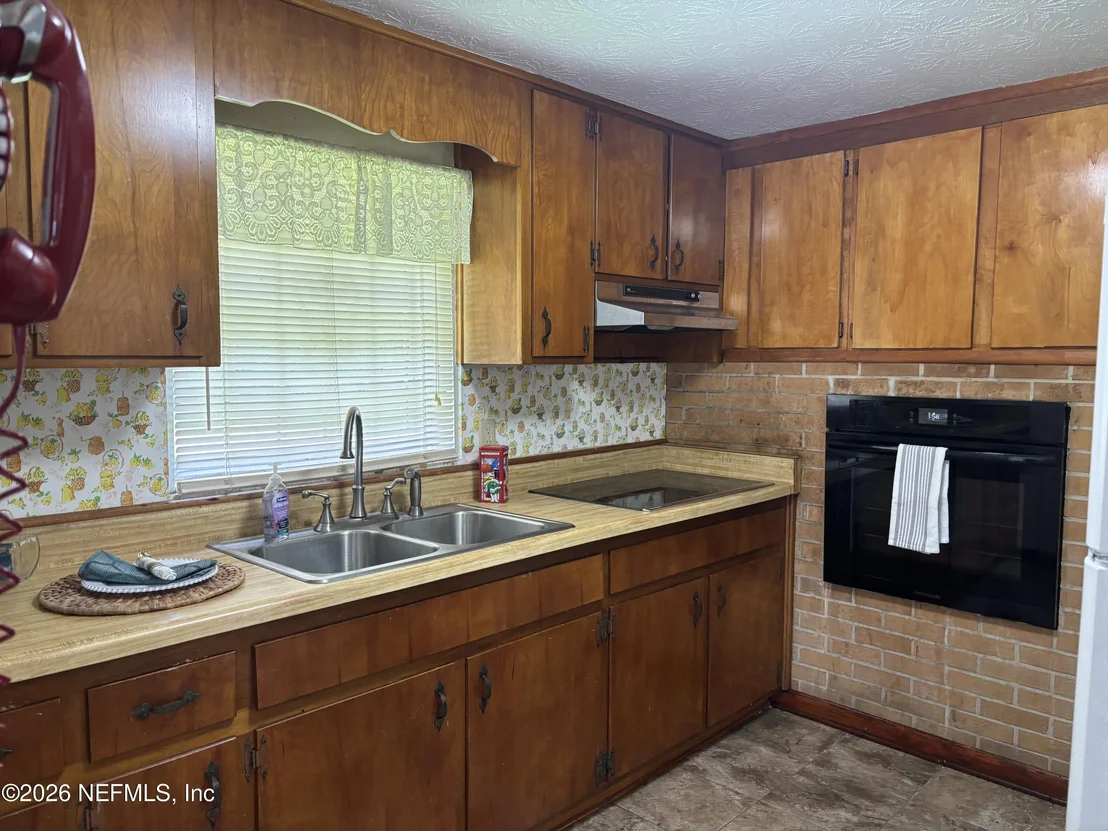 Photo of 1644 LESSARD Circle