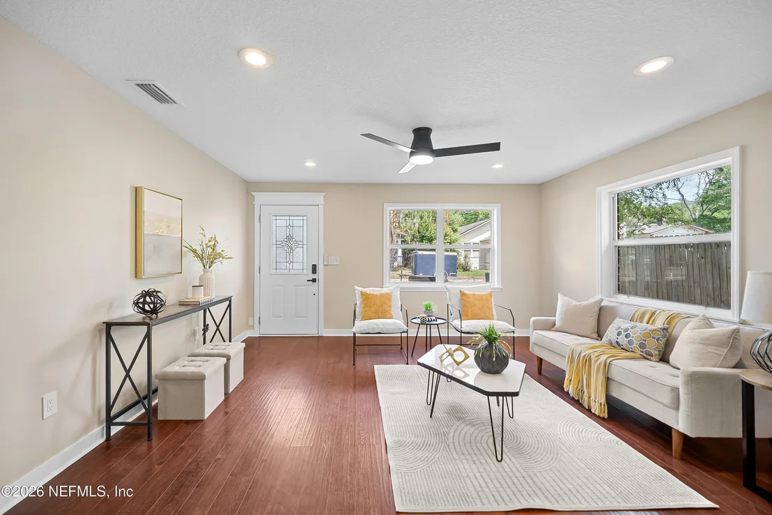 Photo of 3544 COLLEGE Place