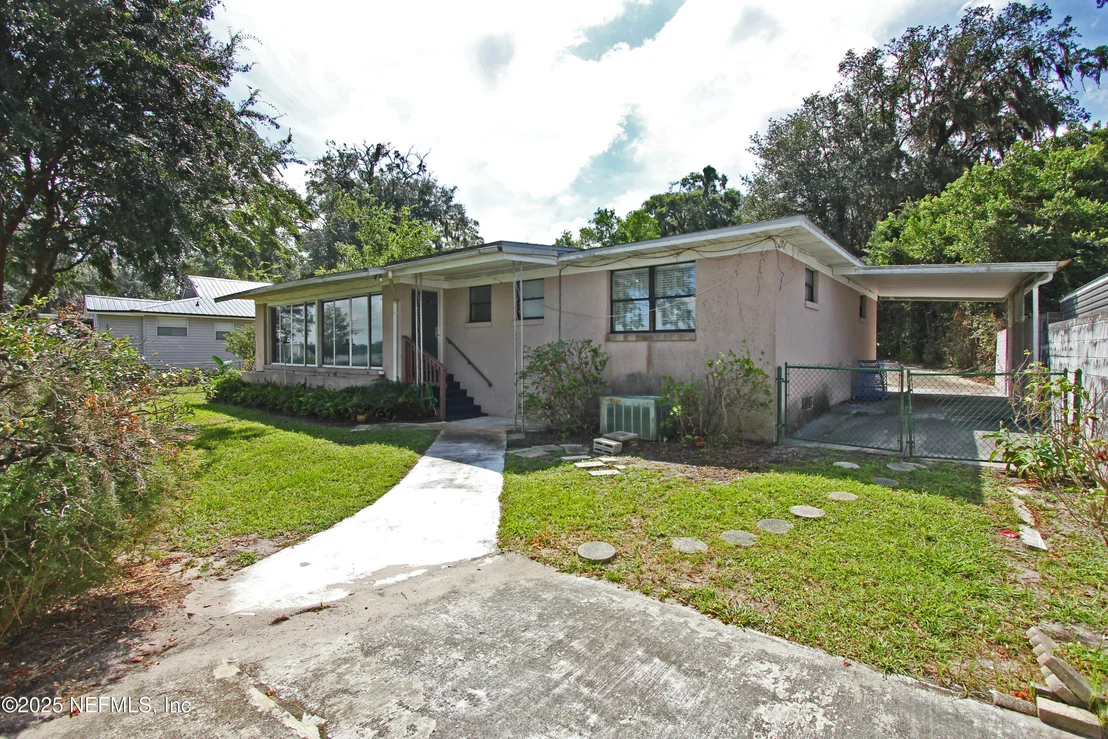 Photo of 4163 TROUT RIVER Boulevard