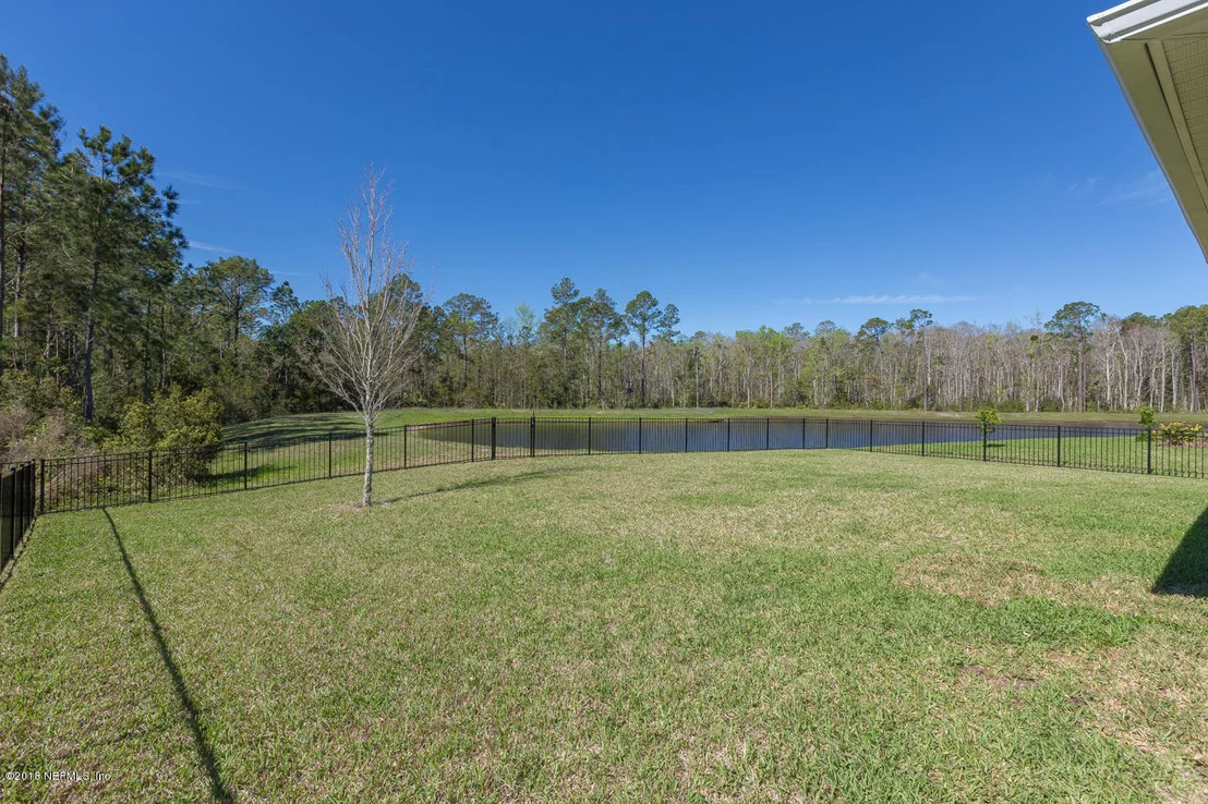 Photo of 342 ASPEN LEAF Drive