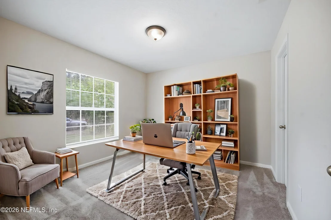 Photo of 4030 HUNTER Circle
