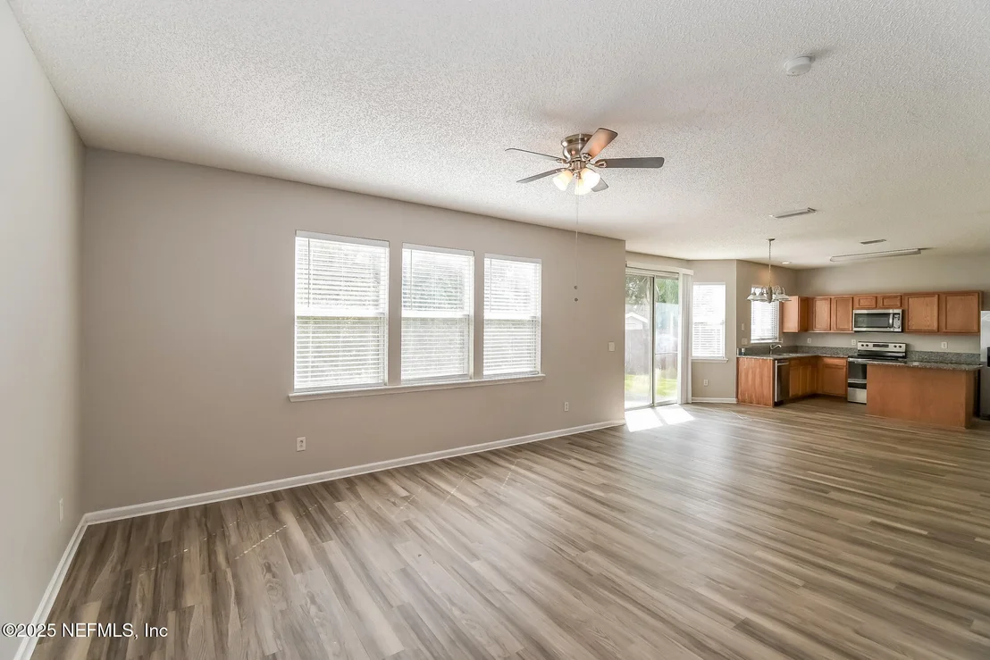 Photo of 9137 REDTAIL Drive