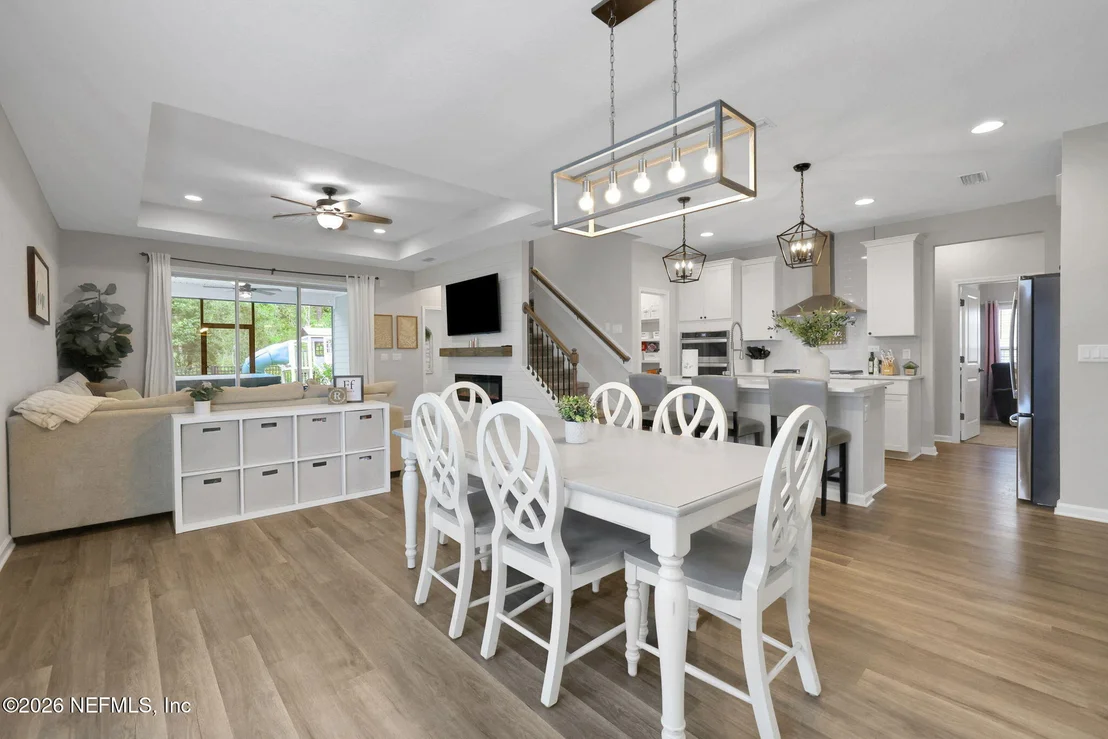 Photo of 98 YARDLEY Court