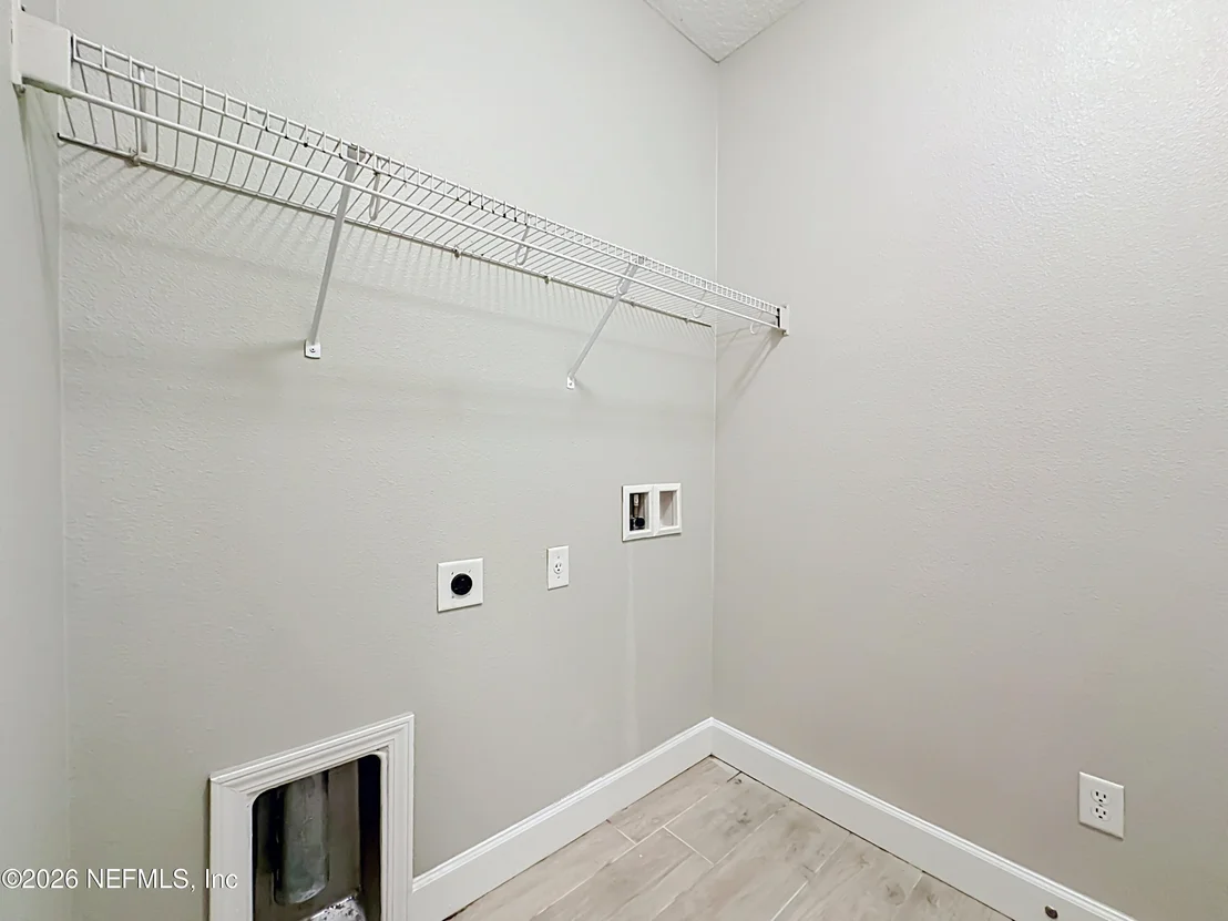Photo of 318 CANDLEBARK Drive