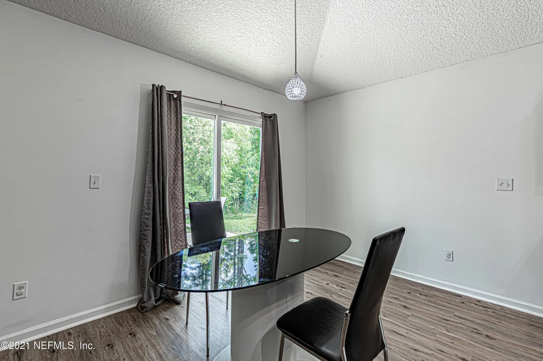 Photo of 96461 COMMODORE POINT Drive