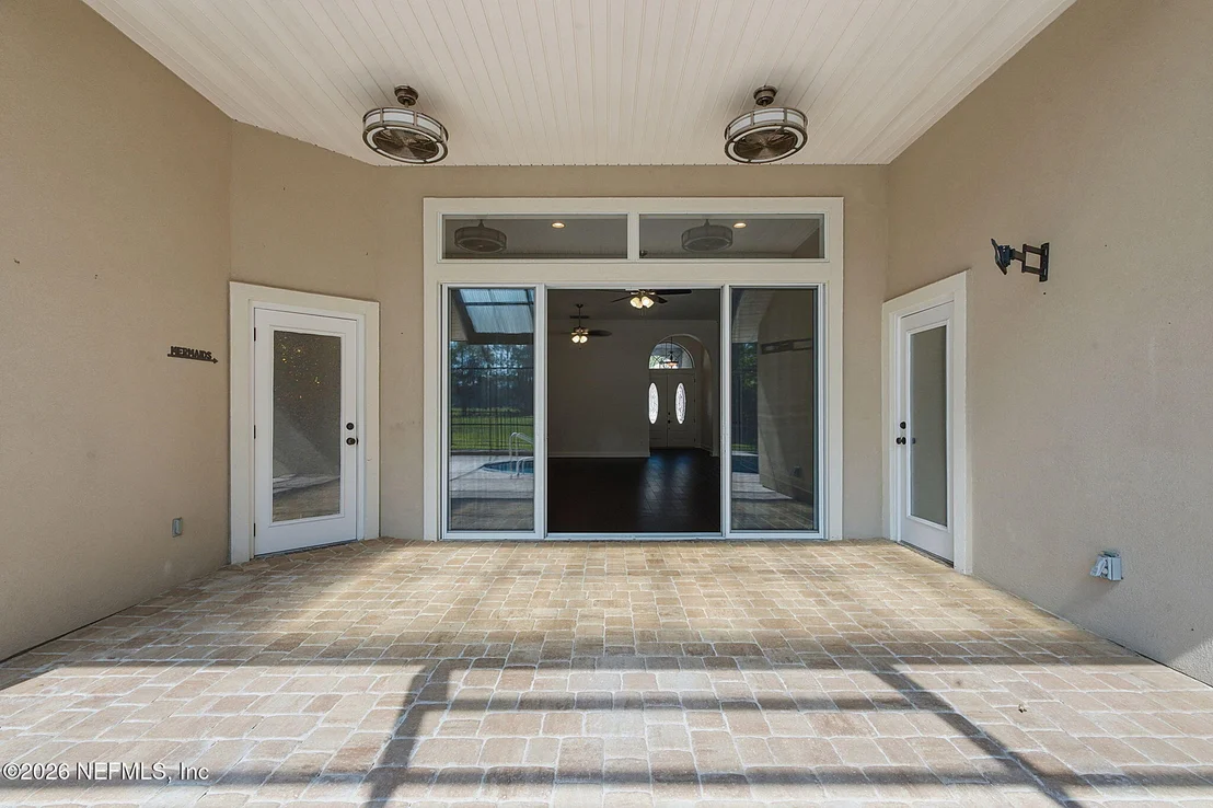 Photo of 2325 LINKS Drive