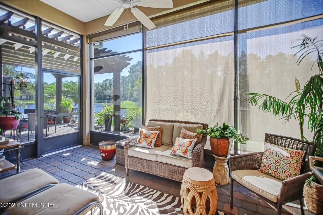 Photo of 1021 INVERNESS Drive