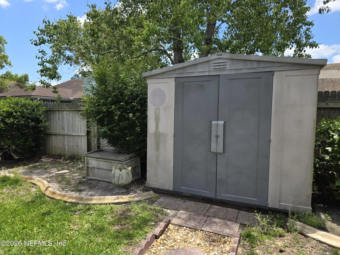 Photo of 8630 CHARLESGATE Circle N