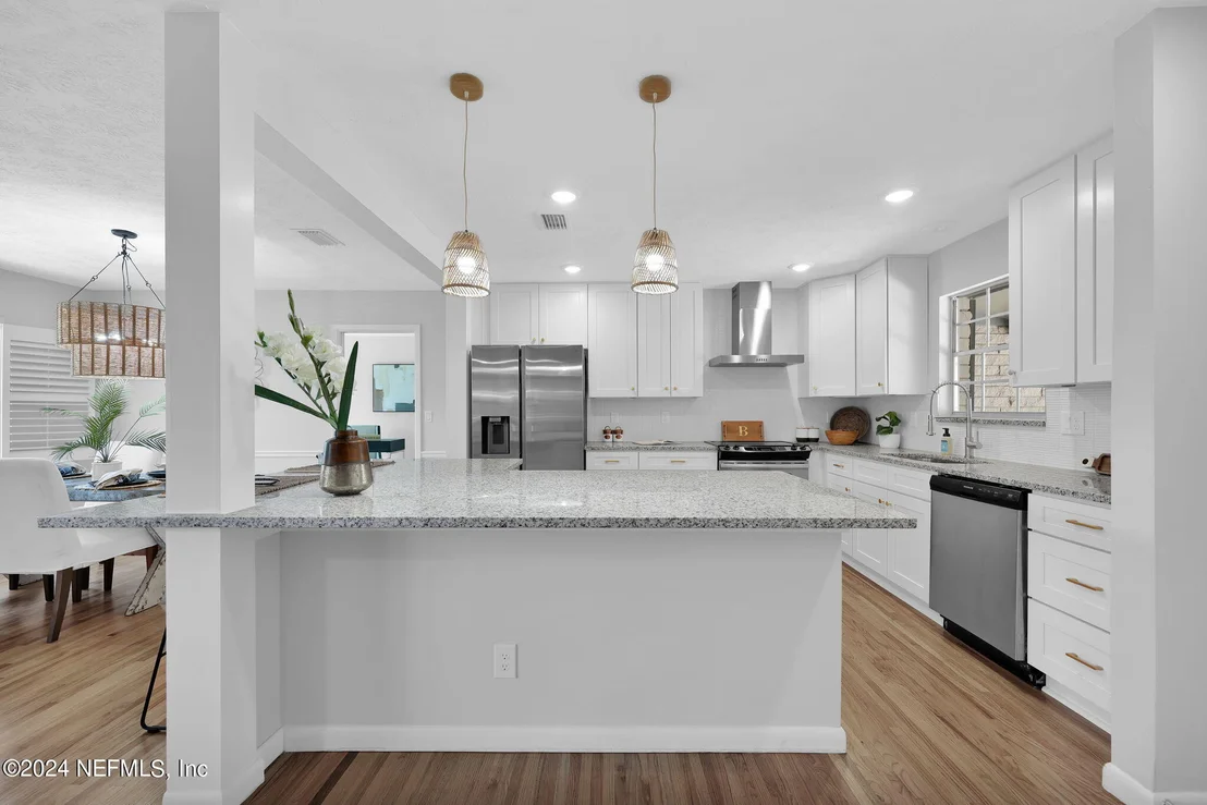 Photo of 2839 CEDARCREST Drive