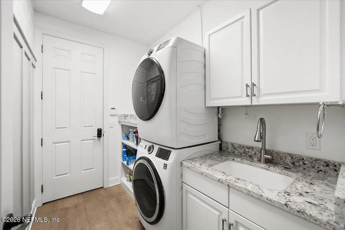 Photo of 541 SEBASTIAN Square