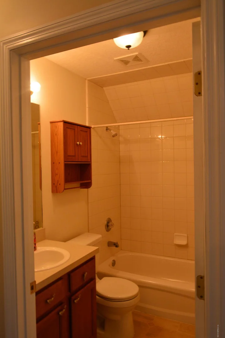 Photo of 9161 HIPPS Road