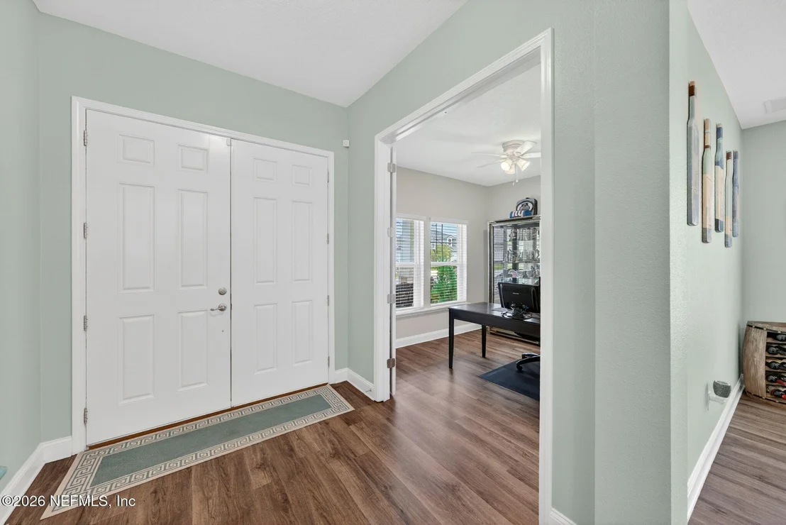 Photo of 604 WILLOW LAKE Drive