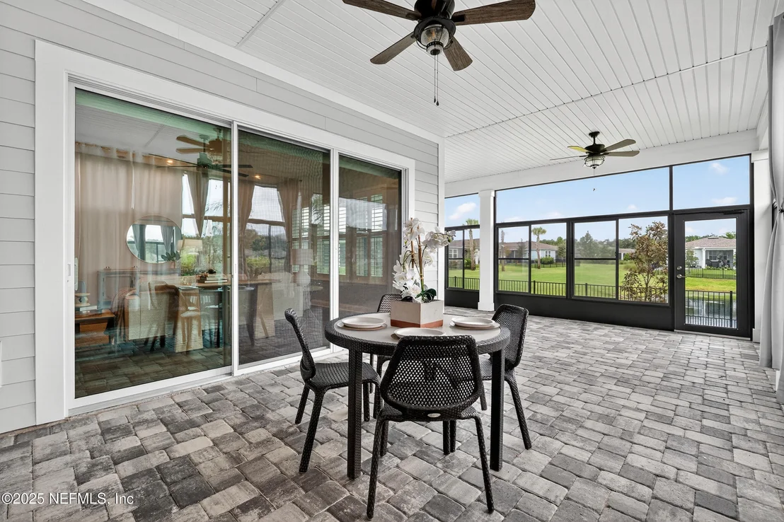 Photo of 243 PINELLAS Way