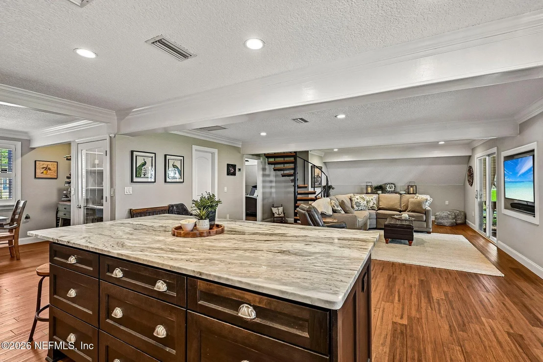 Photo of 4745 RAGGEDY POINT Road