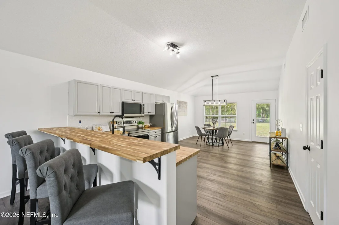 Photo of 54017 ASHERTON Cove