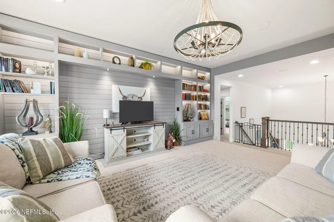 Photo of 681 GLENNEYRE Circle