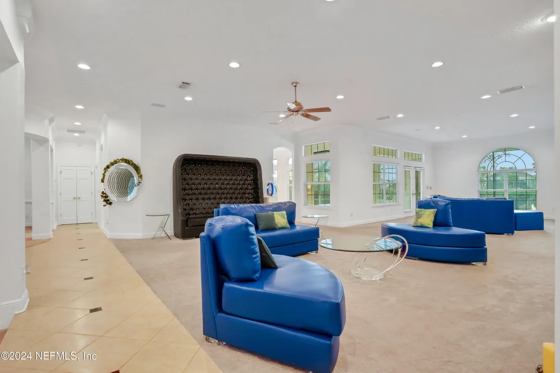 Photo of 225 CLEARLAKE Drive