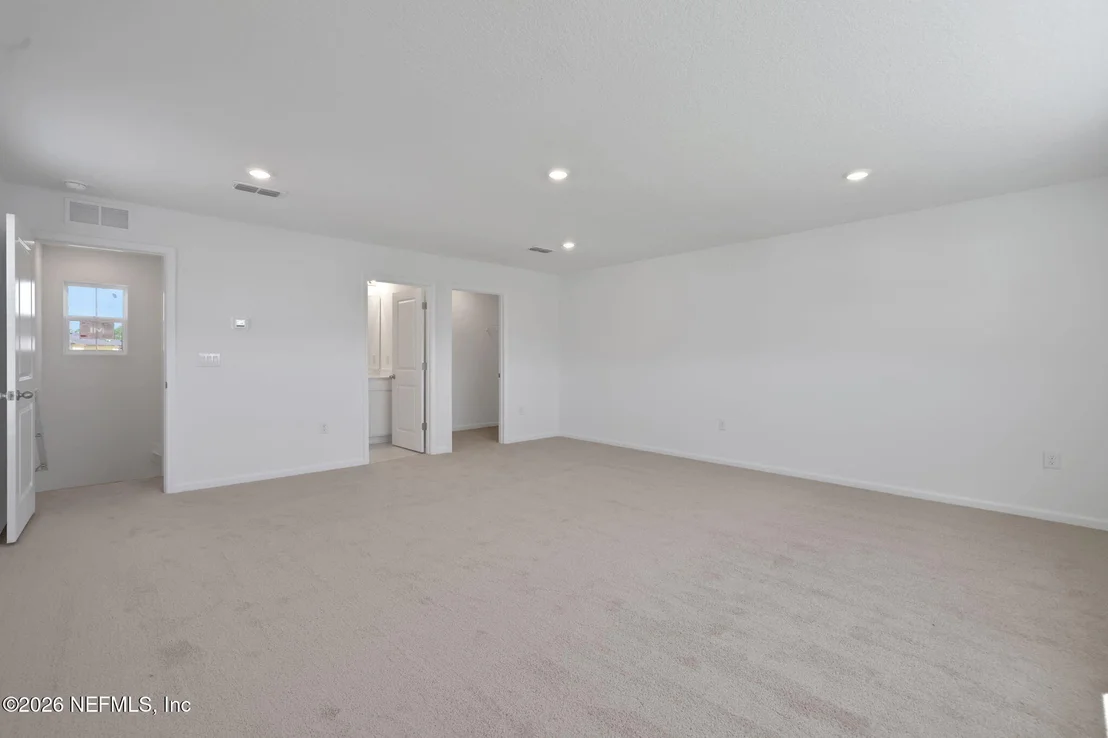 Photo of 38 ALGIERS Court