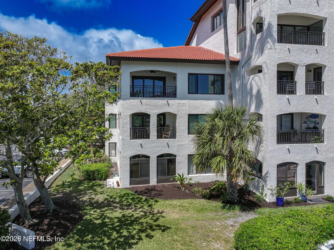 Photo of Unit 3101 at 3101 HARBOR Drive