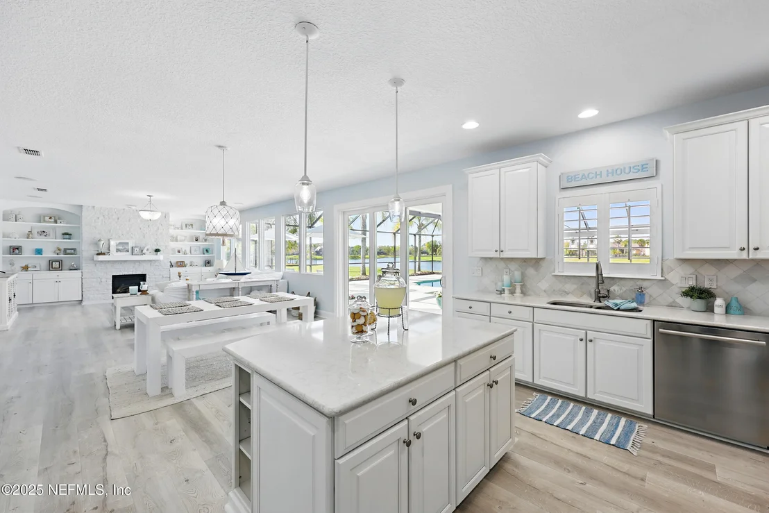 Photo of 1913 AMALFI Court