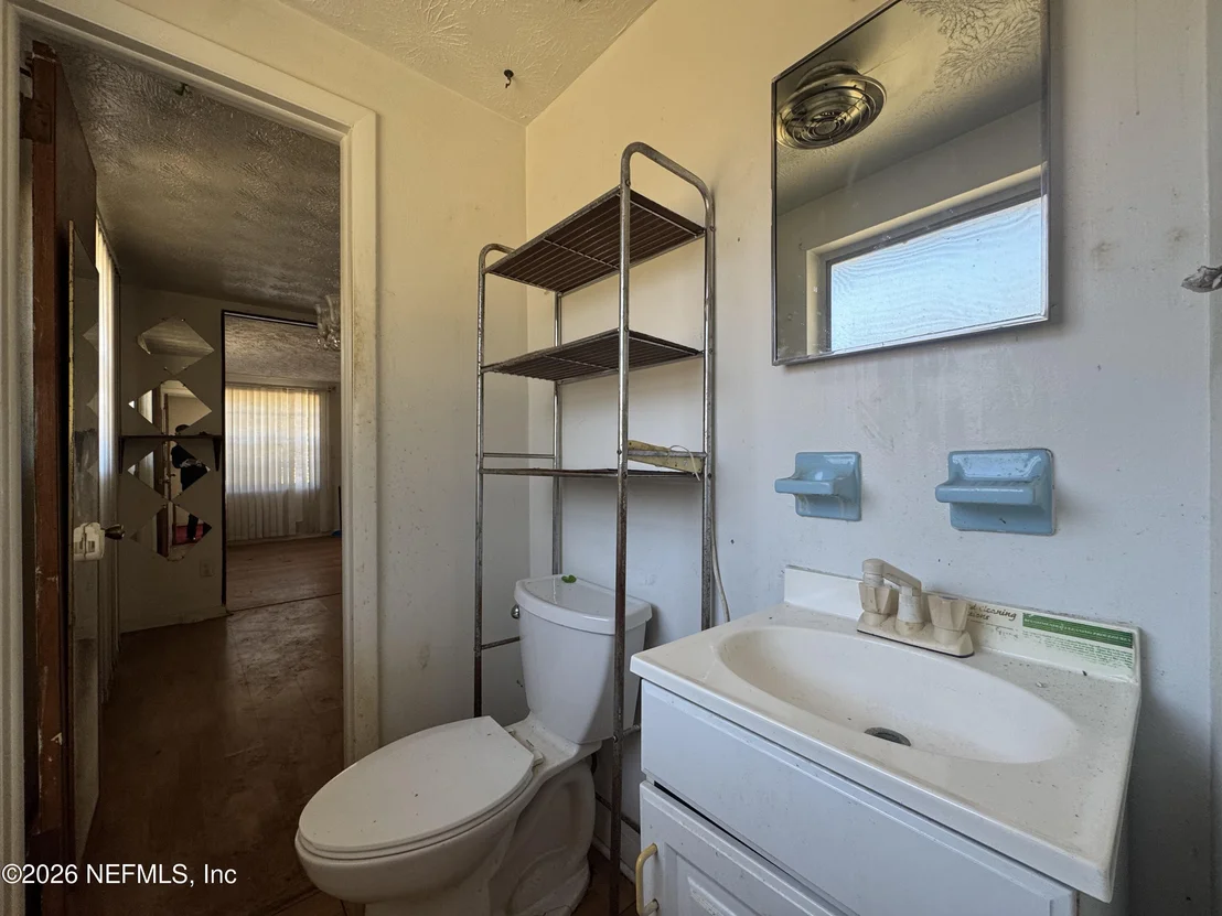 Photo of 2560 ROBERT Street