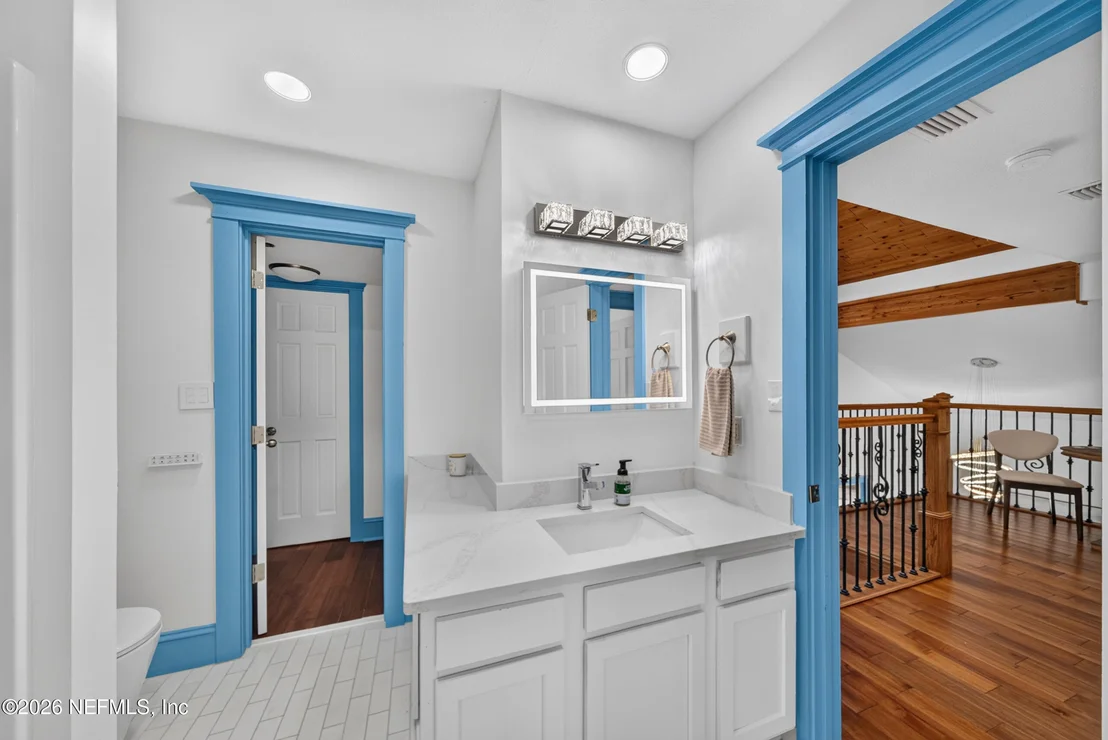 Photo of 13062 MANDARIN Road