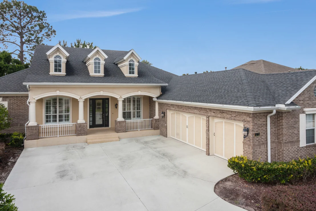 Photo of 171 LA MESA Drive