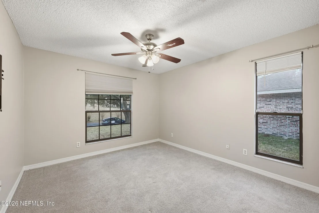 Photo of 954 LAKERIDGE Drive