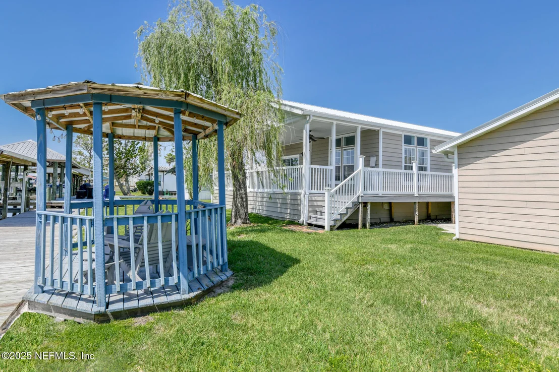 Photo of 156 MOONLITE Drive