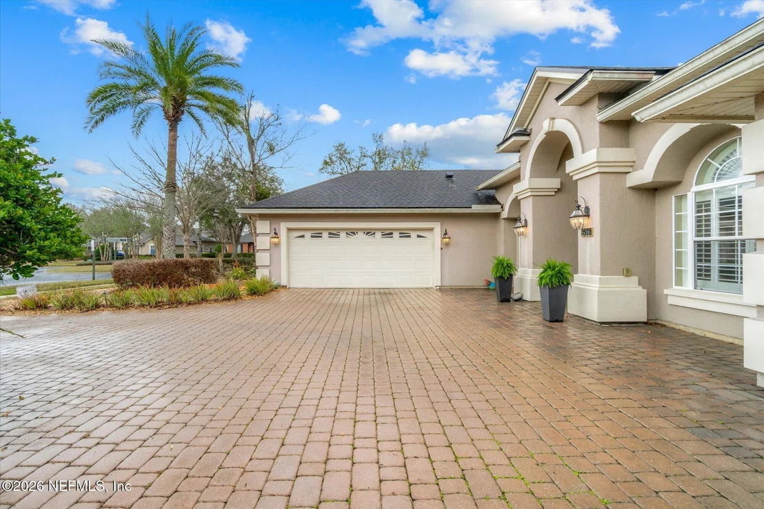 Photo of 616 DONALD ROSS Way
