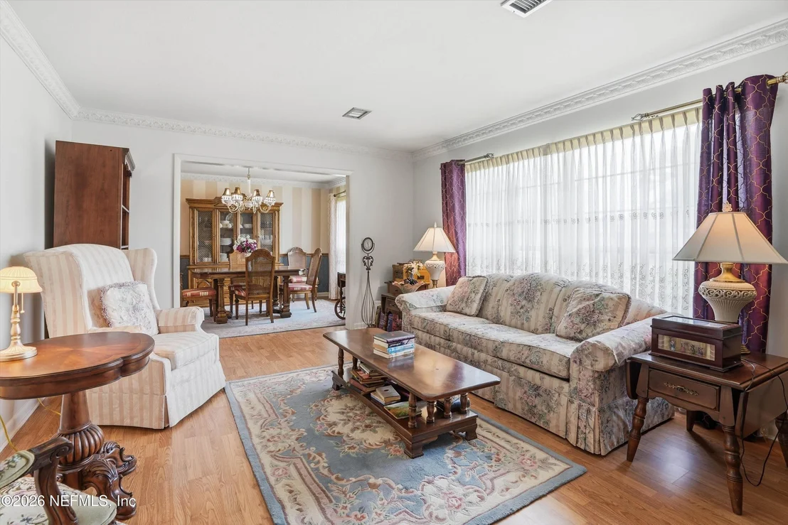 Photo of 1884 PARKCREST Drive