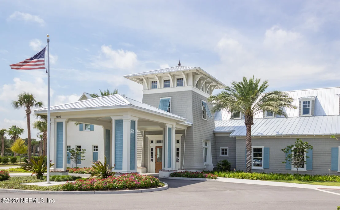Photo of 951 PARADISE Circle