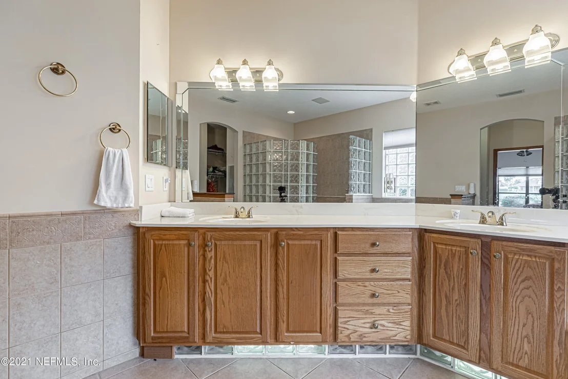 Photo of 2480 STONEY GLEN Drive