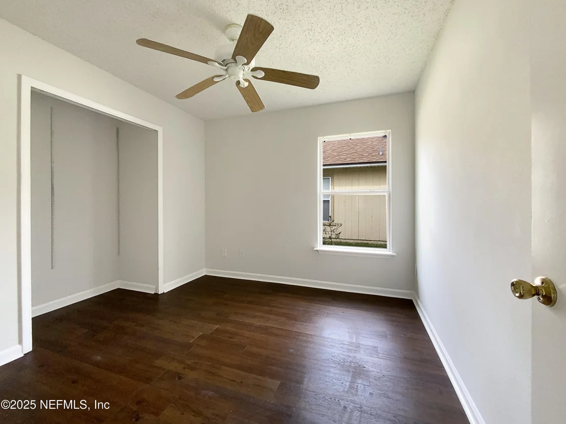 Photo of 823 WYNFIELD Circle