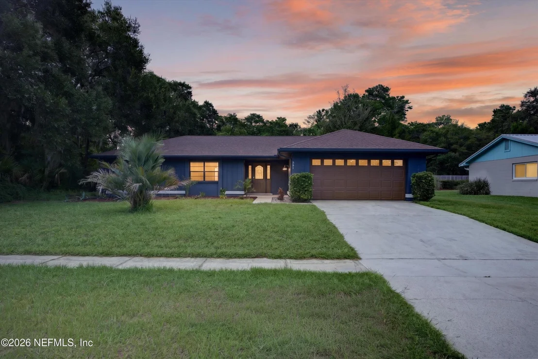 Photo of 551 DELTONA Boulevard