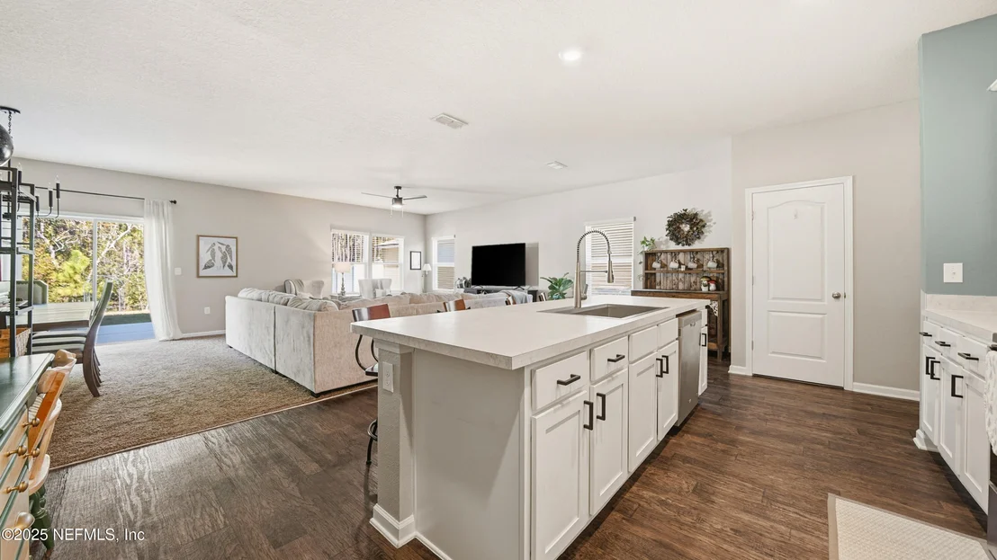 Photo of 8017 CAPE FOX Drive