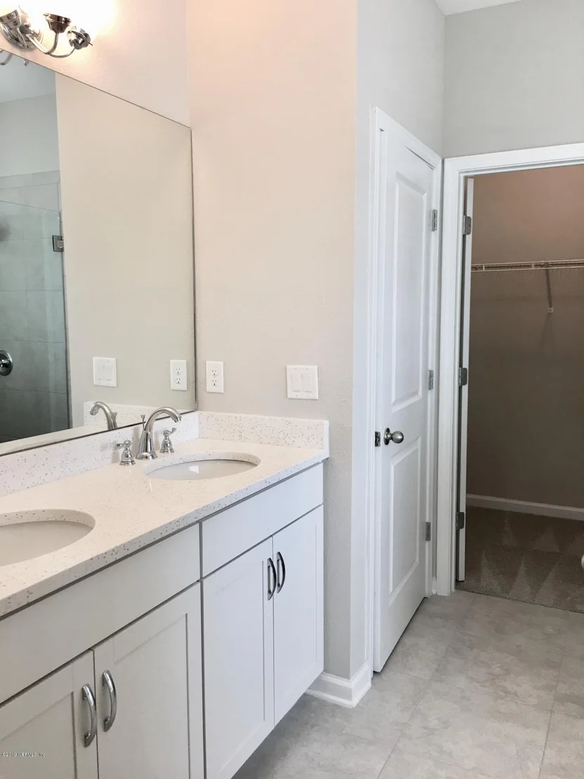 Photo of 222 LOMBARD Way