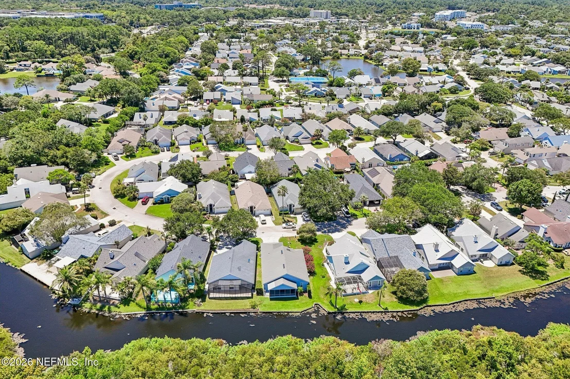 Photo of 341 CHARLEMAGNE Circle