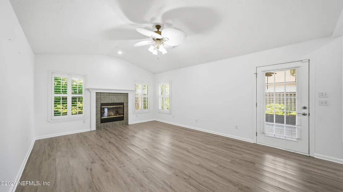 Photo of 13105 HARBORTON Drive