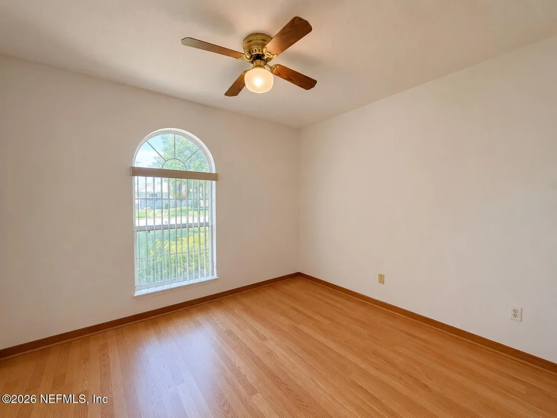 Photo of 6 SURFCREST Street