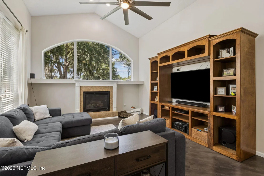 Photo of 3738 CARDINAL OAKS Circle