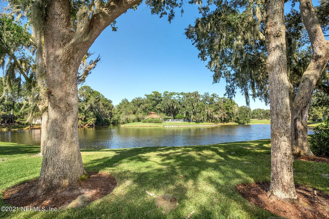 Photo of 104 PUTTER'S Way