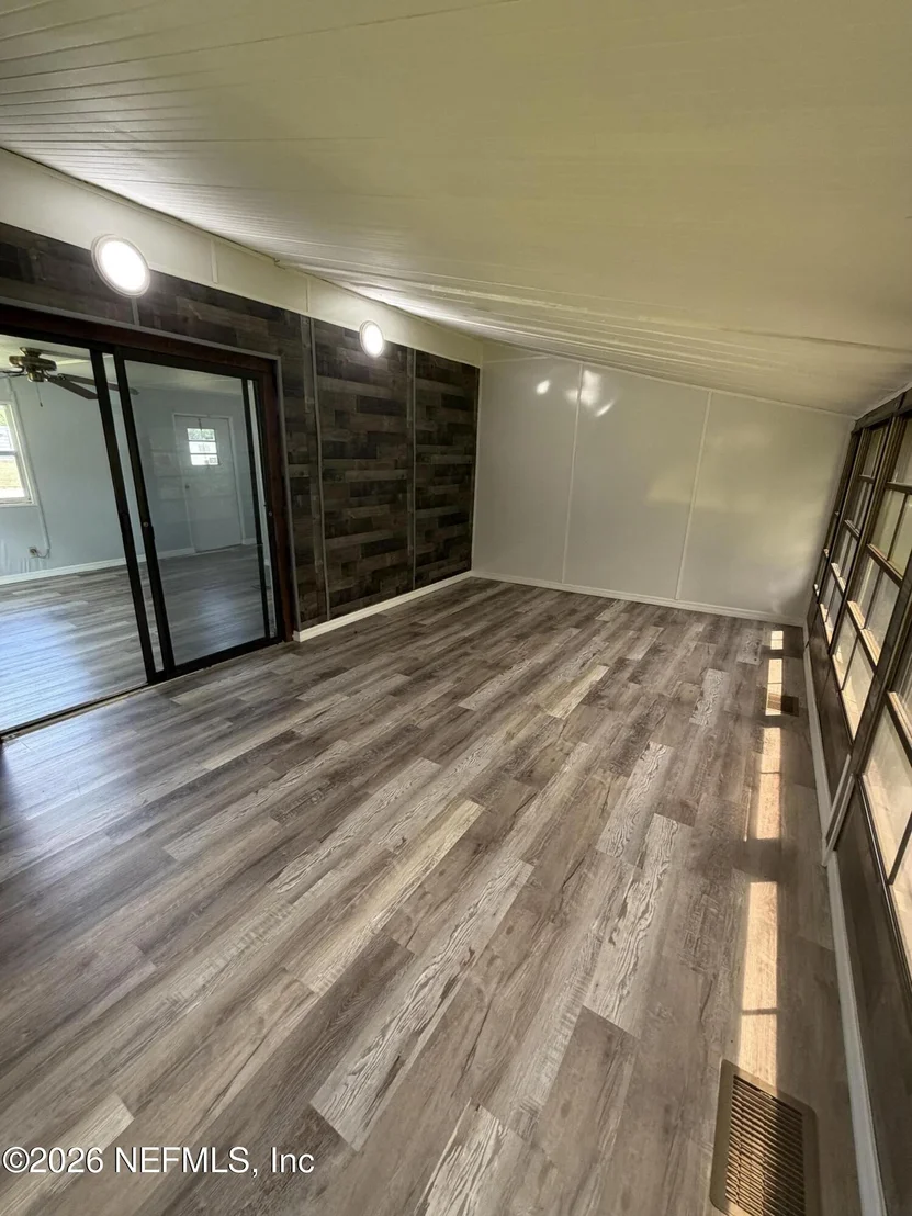 Photo of 110 PENINSULAR Drive