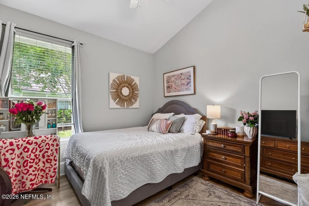 Photo of 3152 E BANISTER Road