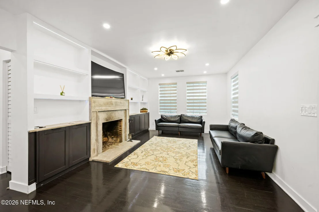 Photo of 9741 BRADLEY Road