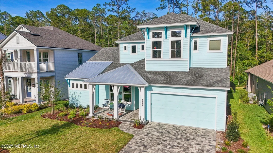 Photo of 716 PALM CREST Drive